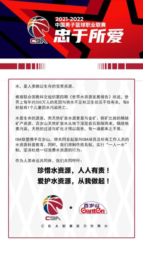 镜头捕捉到马皓文和马飞父子俩最真实的瞬间，每一个老物件都烙印着光阴的故事